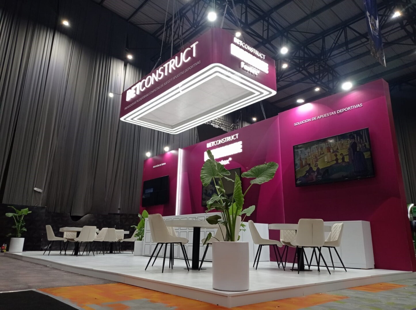 DESIGN THAT FITS YOUR BRAND